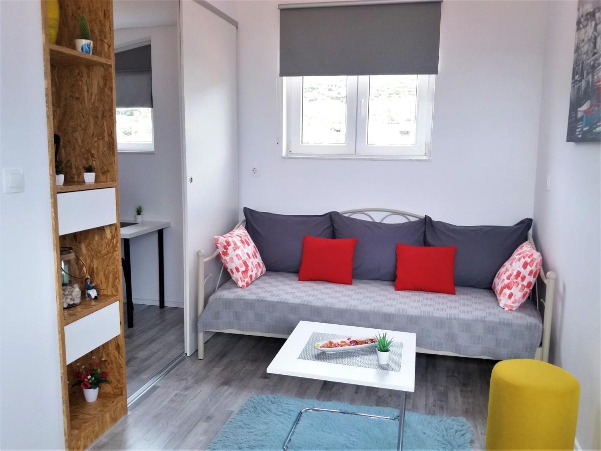 Apartman Luka คาชเตลา ภายนอก รูปภาพ