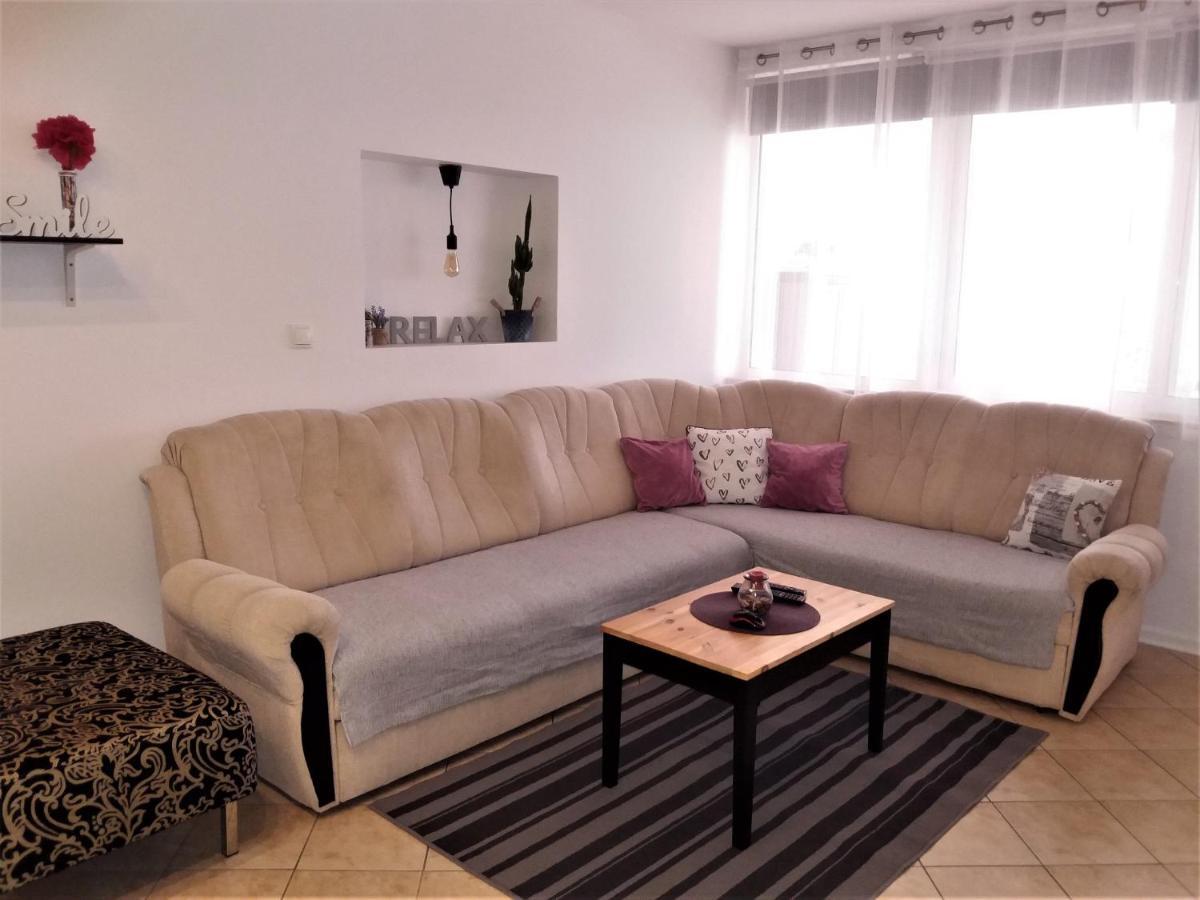 Apartman Luka คาชเตลา ภายนอก รูปภาพ